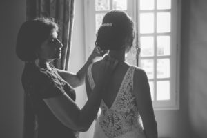mariage; provence; lorgues; chateau crostes; robe; lorgues, vaucluse