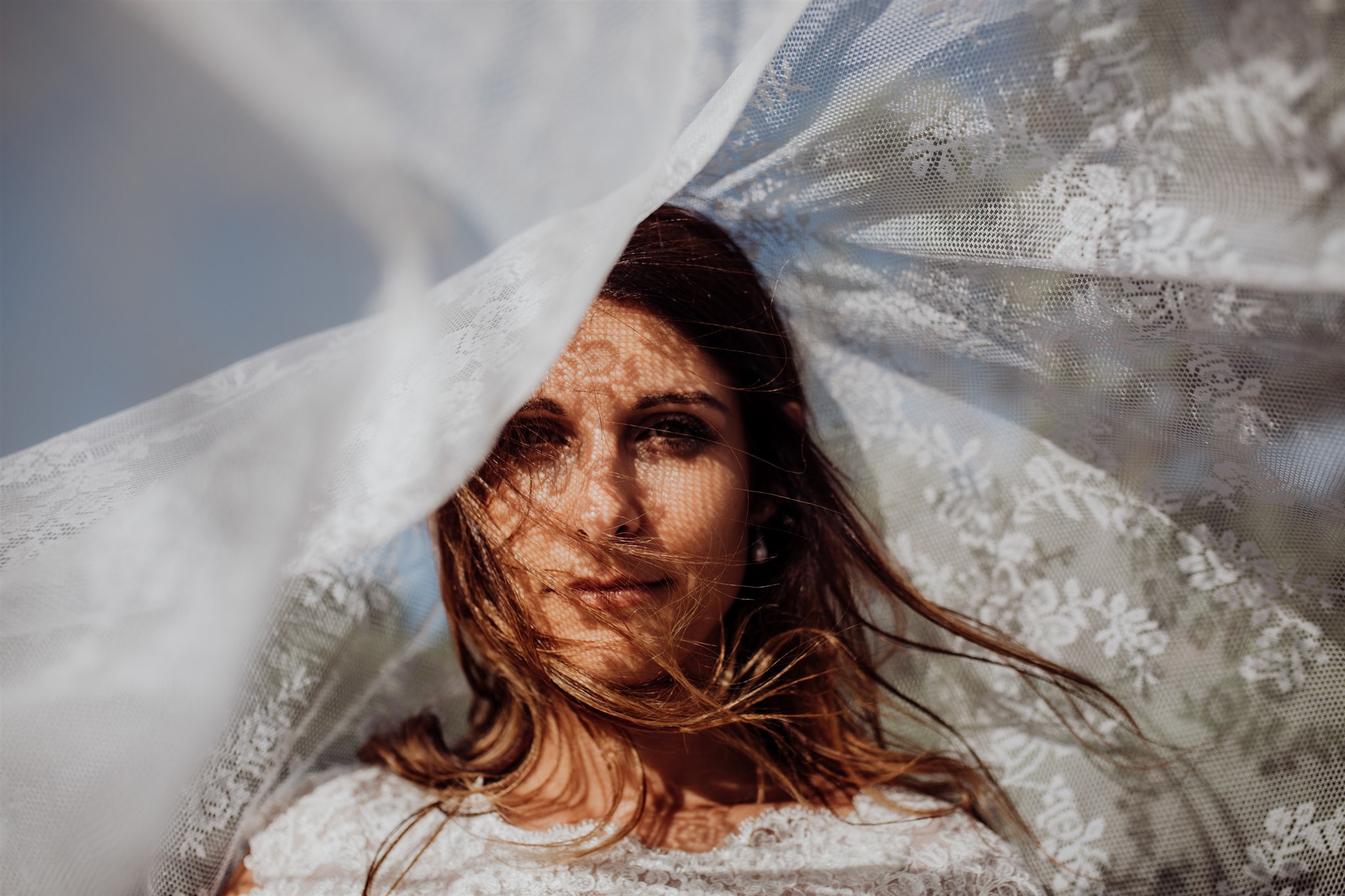 photographe mariage et famille avignon - mariage civils avignon - reportage photo de mariage laïque provence - domaine de mariage en provence - séance photo couple vaucluse - séance engagement mariage - lumière naturelle photographie