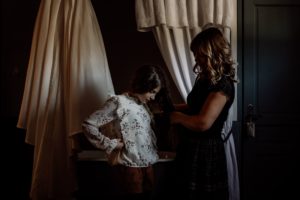 photographe mariage avignon - reportage photo de mariage provence - domaine de mariage provence - photographe lifestyle avignon - lumière naturelle photographie - photographe mariage vaucluse -